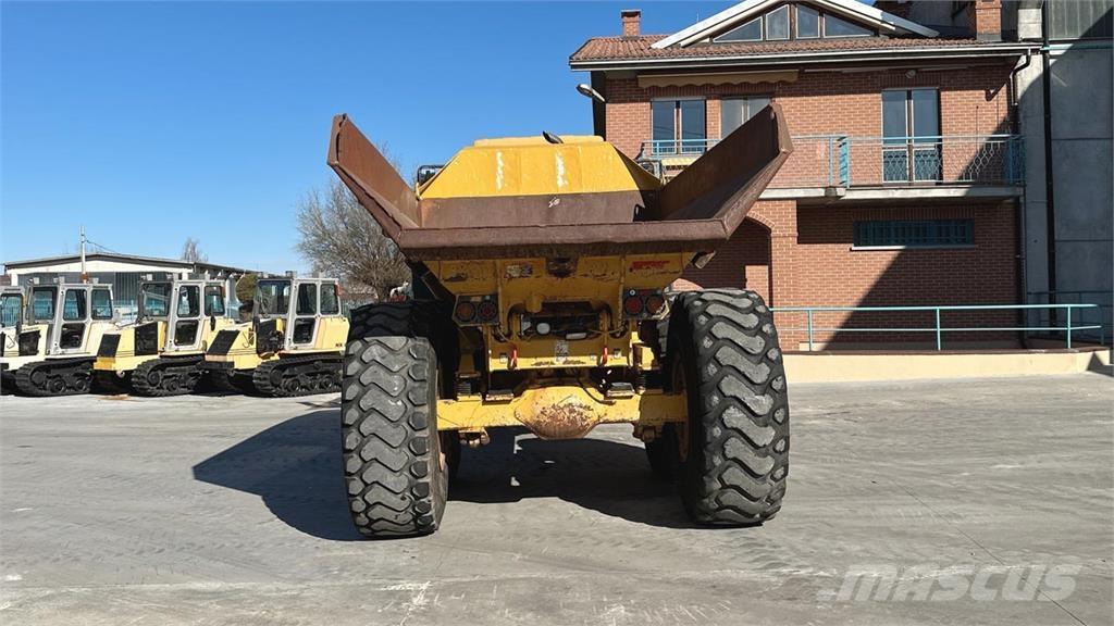 Bell B25D 6x6 Stavebné sklápače