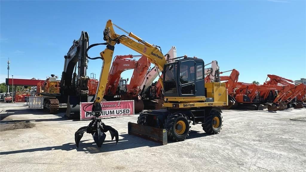 Bertani S3A 4X4 Kolesové rýpadlá