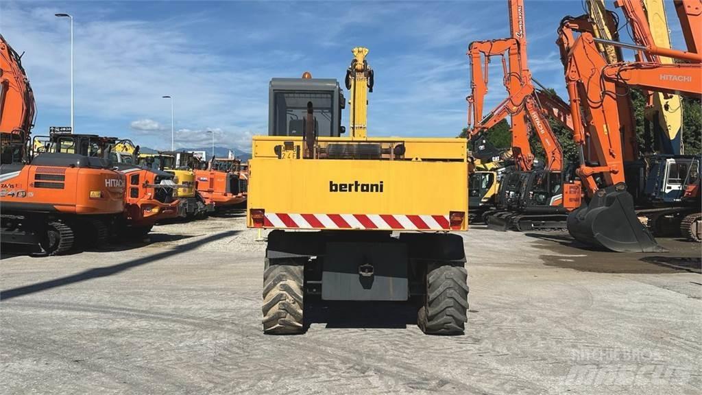 Bertani S3A 4X4 Kolesové rýpadlá