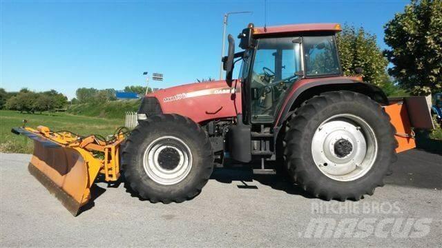 Case IH MXM190 Snežné pluhy, predné snežné radlice