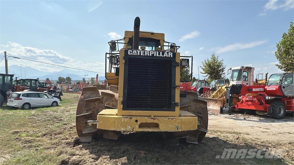 CAT 826C Pásové dozéry