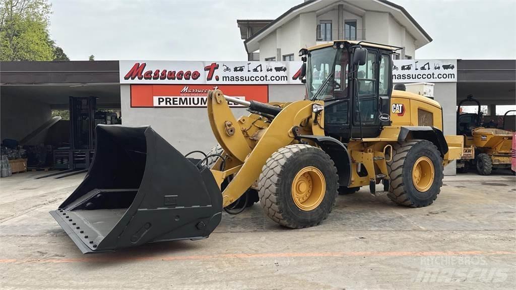 CAT 938K Kolesové nakladače