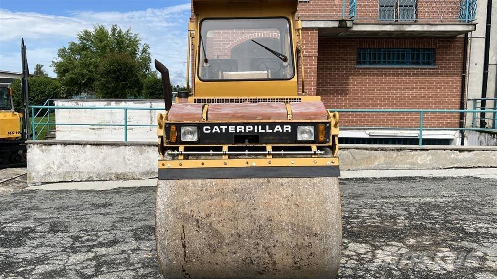 CAT CB-424 Pôdne kompaktory