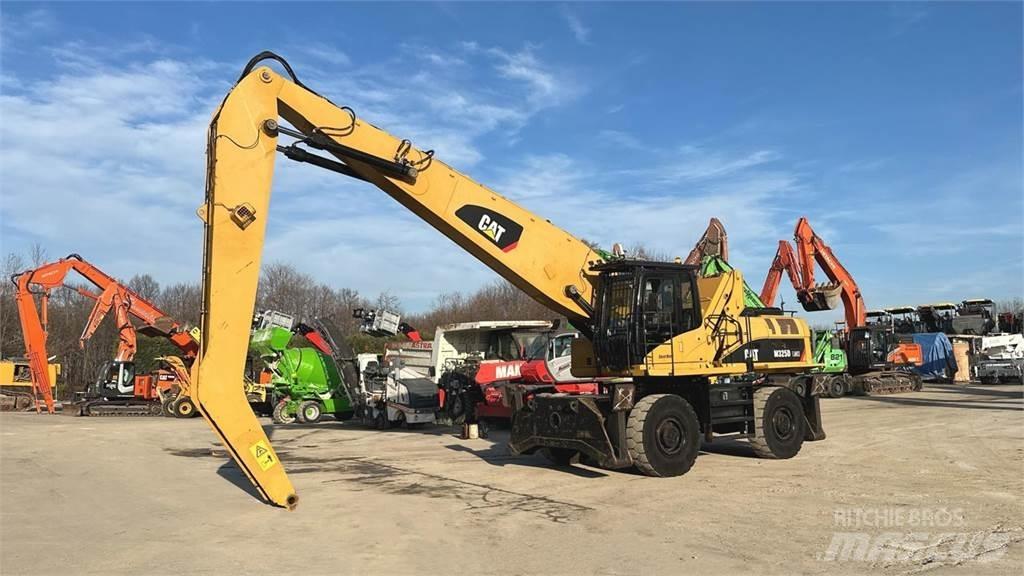 CAT M325D 4X4 Kolesové rýpadlá