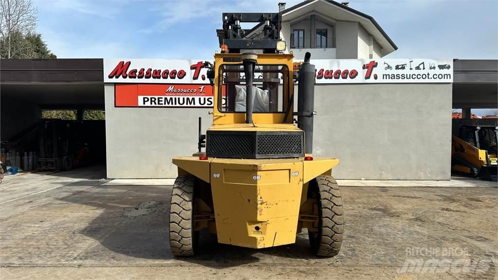 CAT V225C Dieselové vozíky