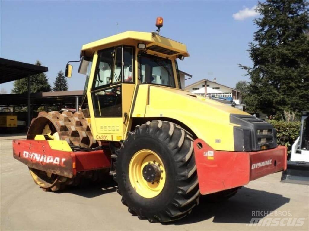 Dynapac CA302PD Pôdne kompaktory