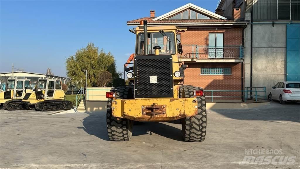 Fiat-Allis FR15B Kolesové nakladače