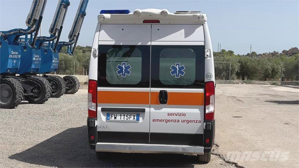 Fiat DUCATO AMBULANZA Ďalšie nákladné vozidlá