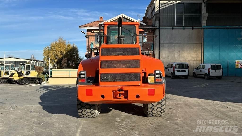 Fiat-Hitachi W190 Kolesové nakladače