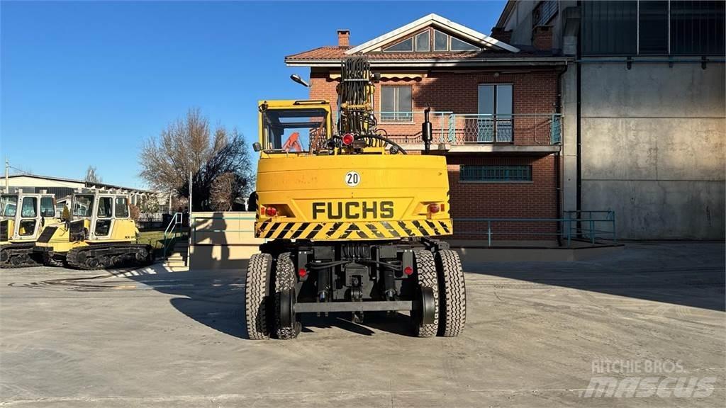 Fuchs MHB 230 ZW 4x4 Kolesové rýpadlá