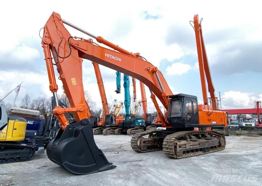 Hitachi EX800 Pásové rýpadlá