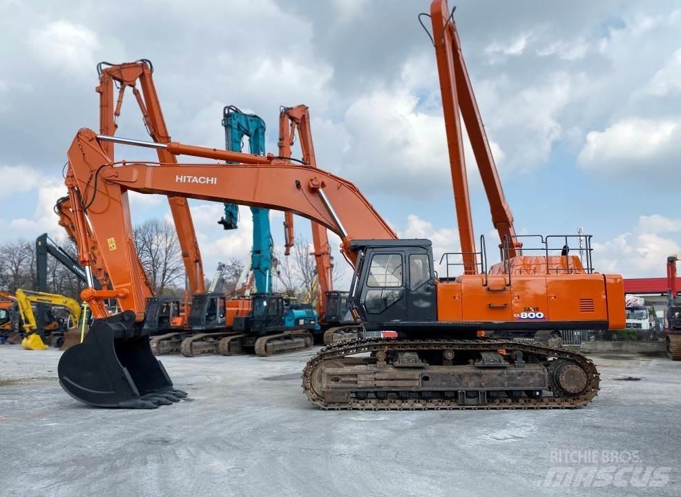 Hitachi EX800 Pásové rýpadlá