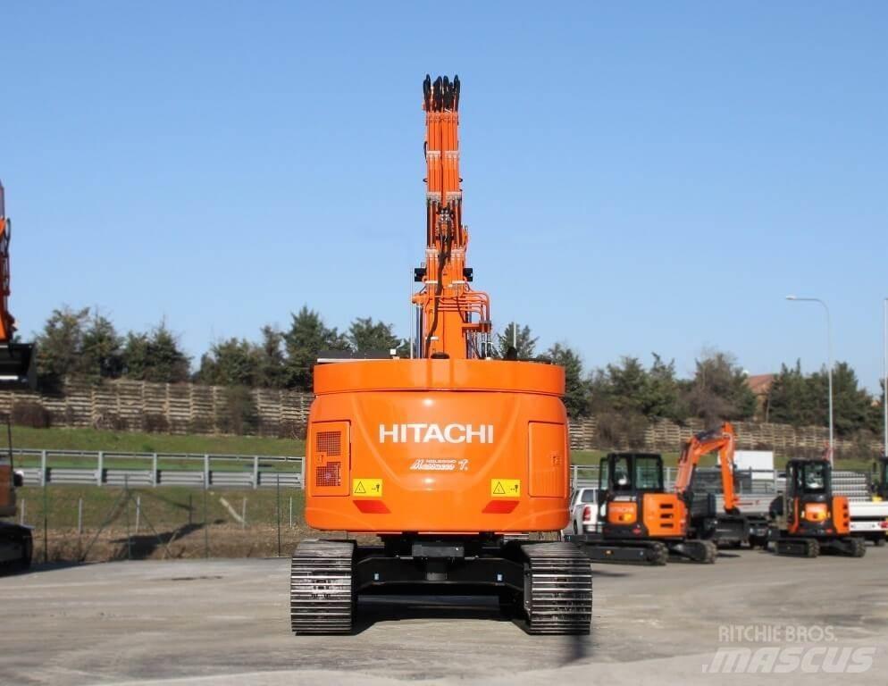 Hitachi ZX225USLC-6 Pásové rýpadlá