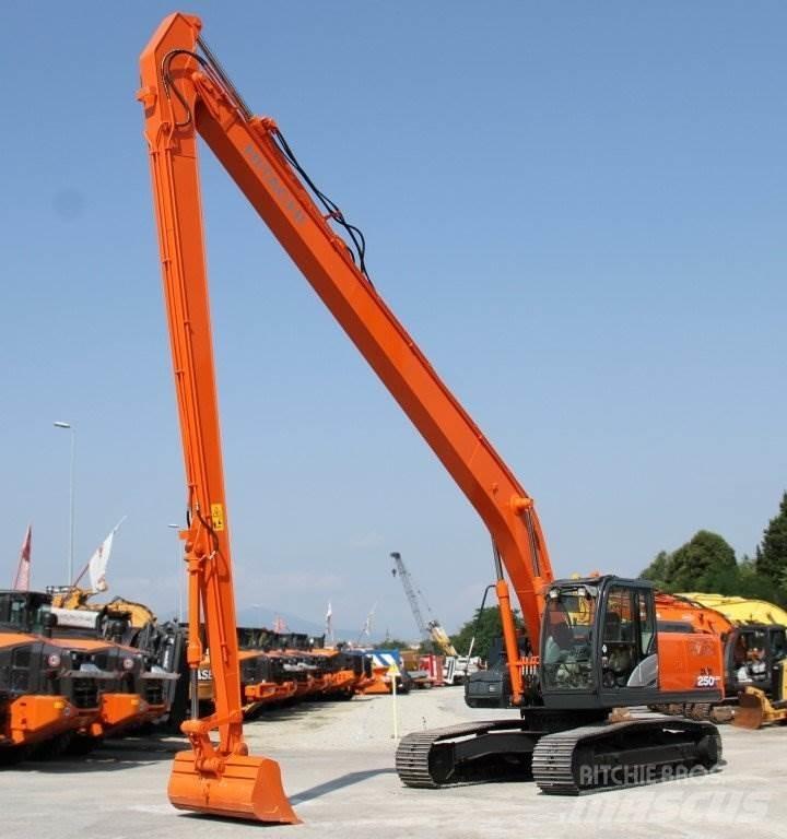 Hitachi ZX250LCN-5B Pásové rýpadlá