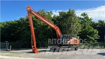 Hitachi ZX250LCN-7 Pásové rýpadlá