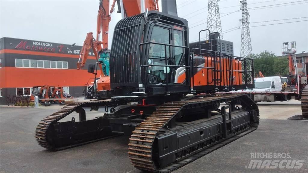 Hitachi ZX490LCH-7 Pásové rýpadlá