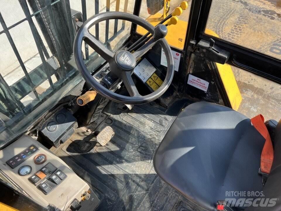 JCB 926 Terénne vysokozdvižné vozíky