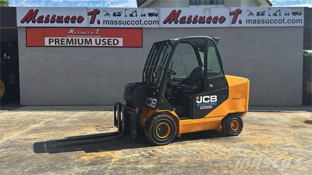 JCB TLT 30-19E 4x2 Teleskopické manipulátory