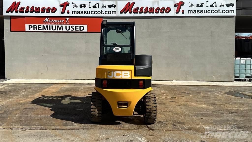 JCB TLT35D - 4X4 Teleskopické manipulátory
