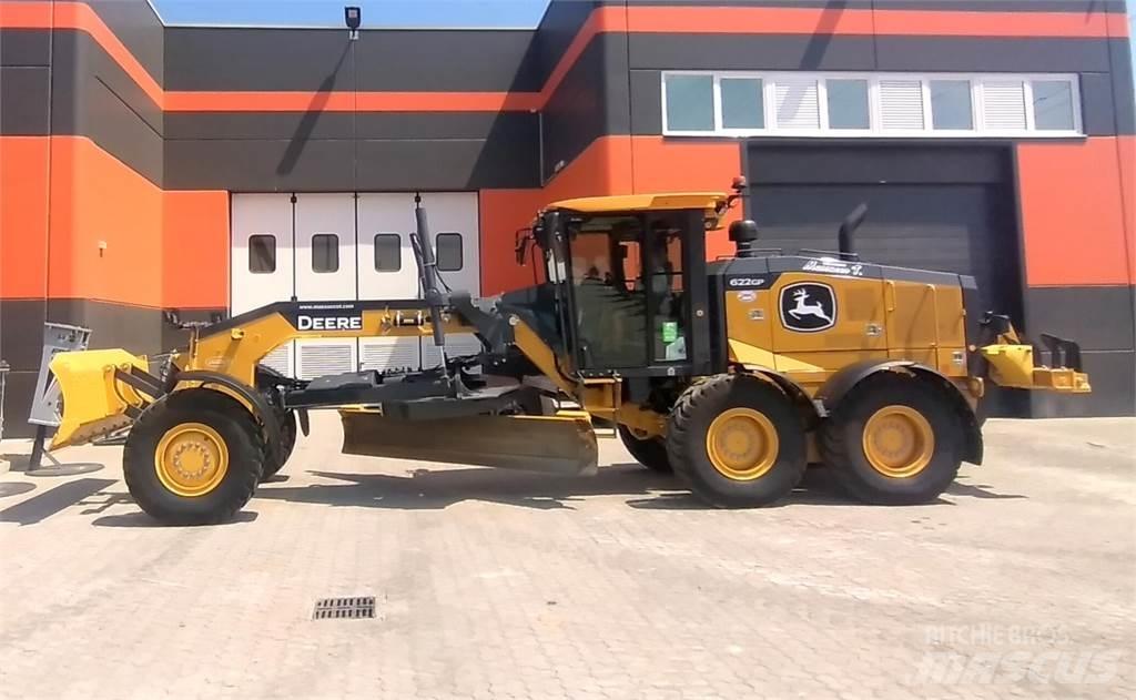 John Deere 622 GP 6X6 Pásové dozéry
