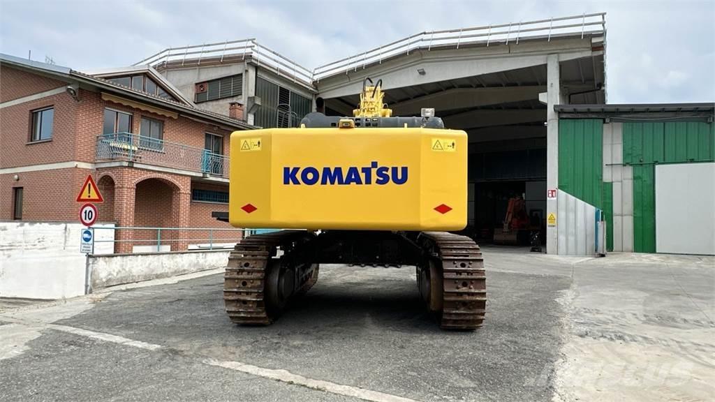 Komatsu PC700 LC-8E0 Pásové rýpadlá