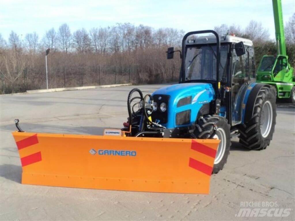 Landini Rex 85 Snežné pluhy, predné snežné radlice