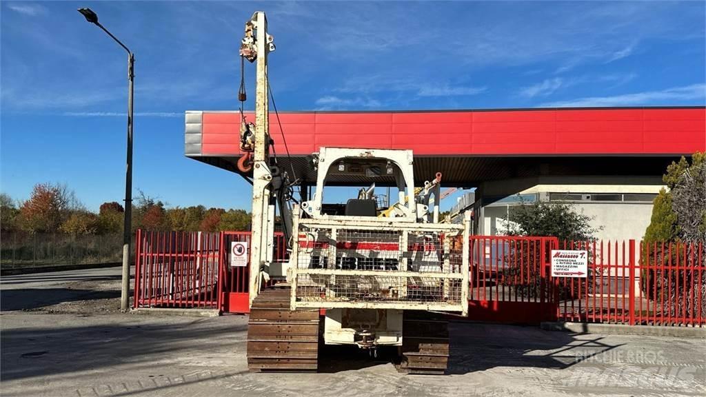 Liebherr RL 22 B Potrubné zariadenia