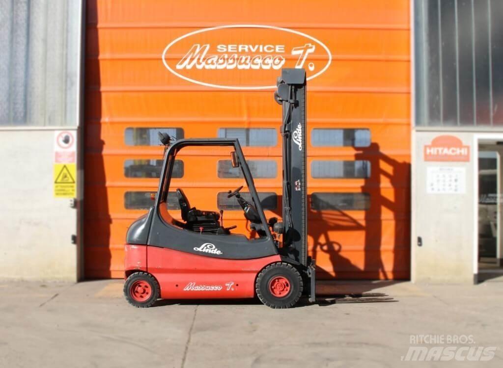 Linde E25-01 Akumulátorové vozíky