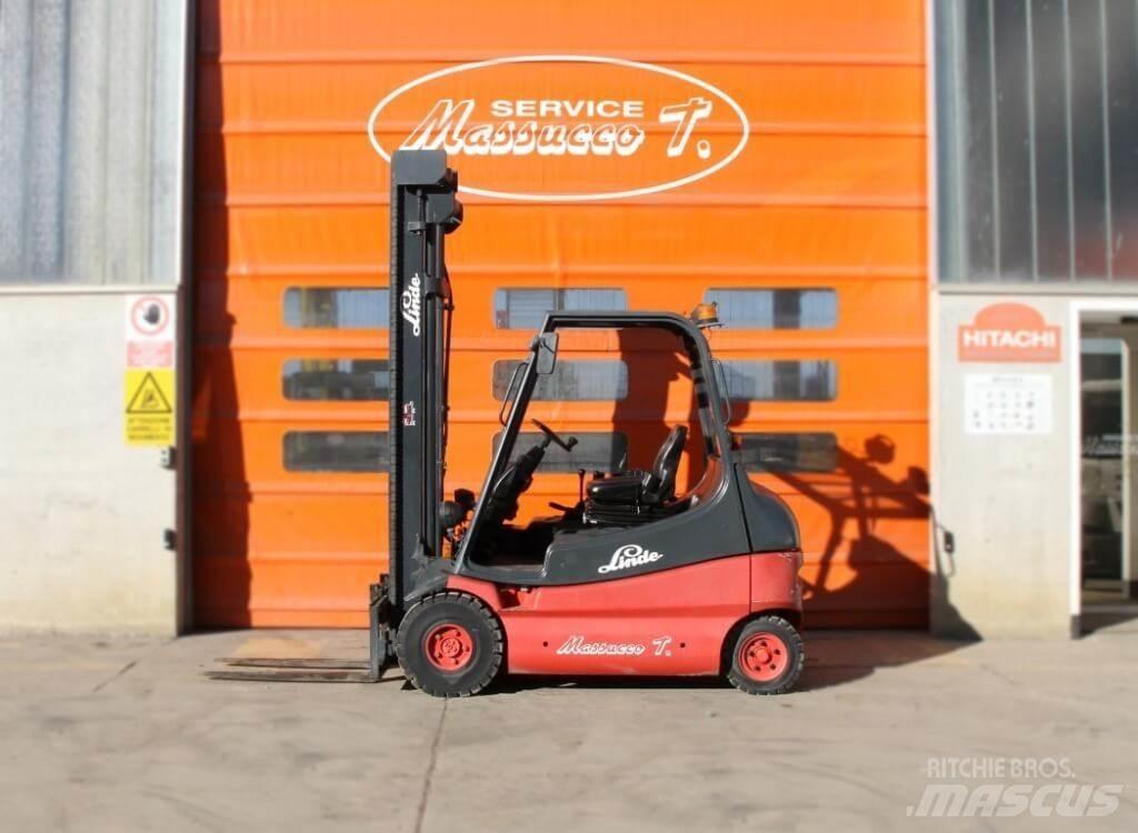 Linde E25-01 Akumulátorové vozíky