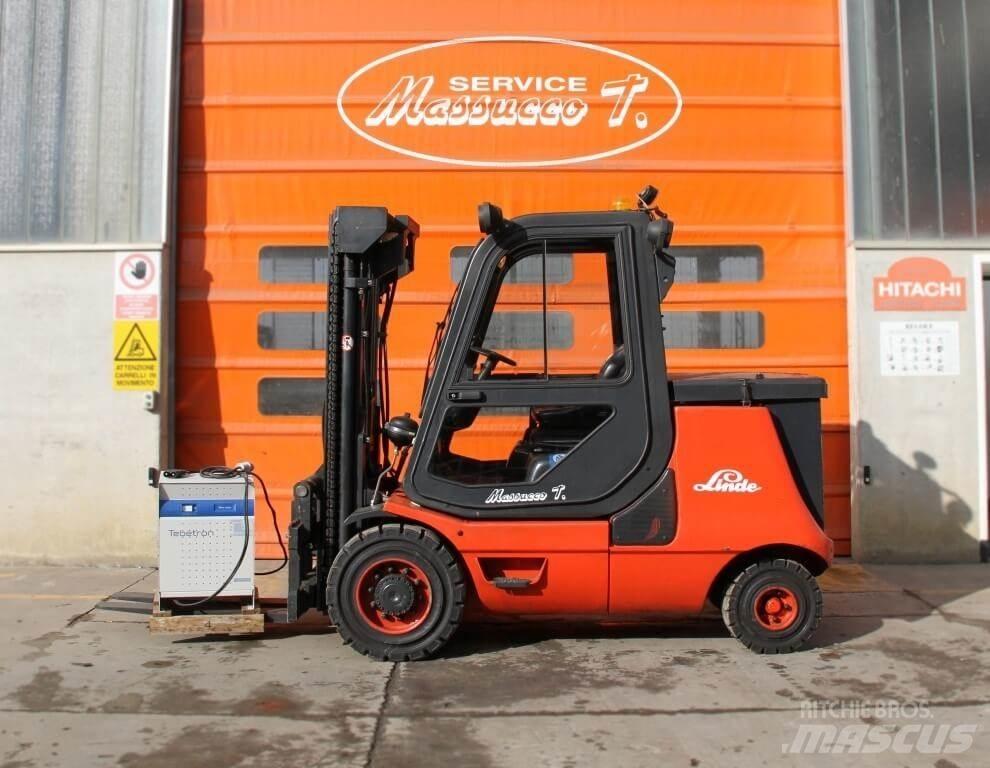 Linde E40P-02 Akumulátorové vozíky