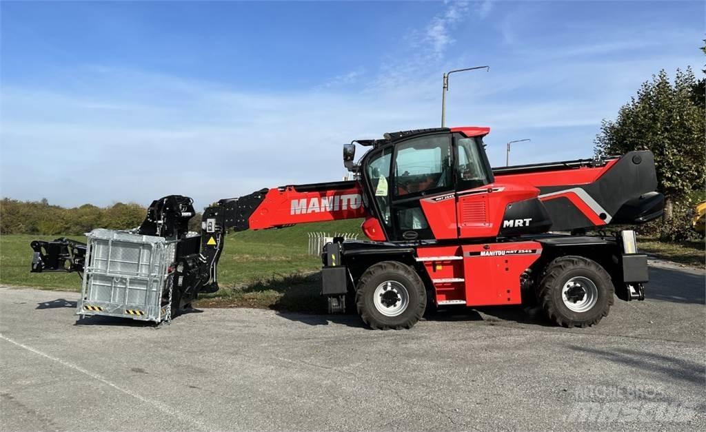 Manitou MRT2545 Teleskopické manipulátory