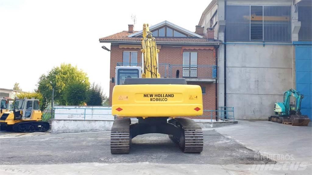 New Holland E305 Pásové rýpadlá
