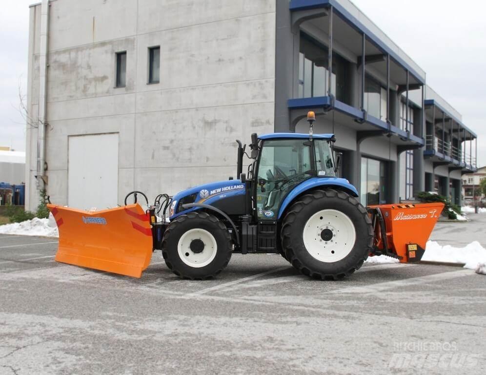 New Holland T5.115 Snežné pluhy, predné snežné radlice
