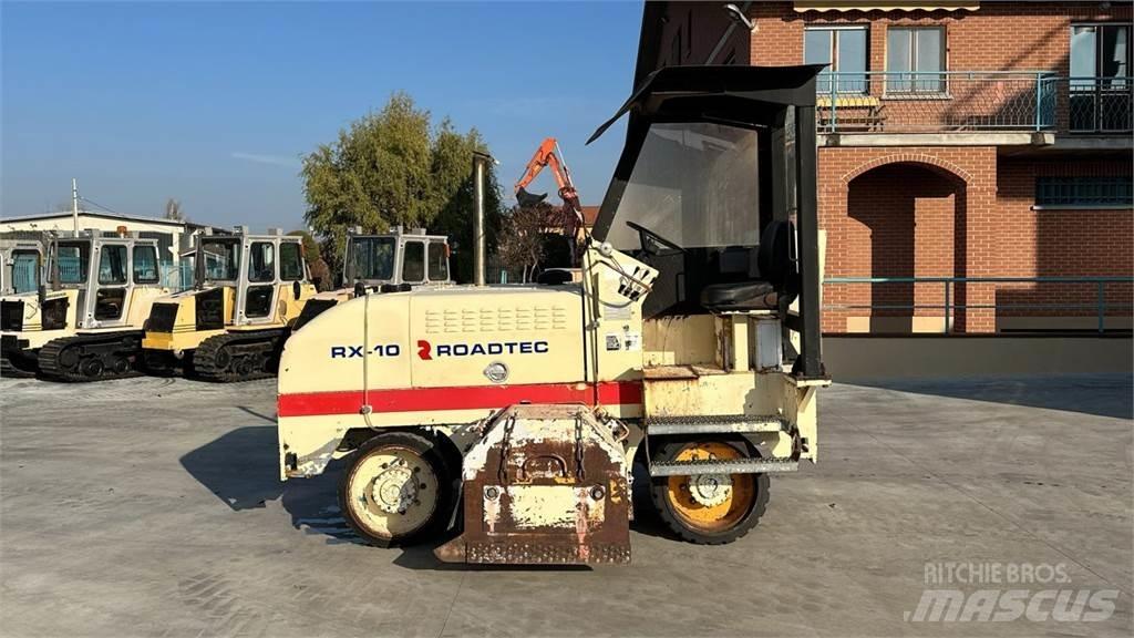 Roadtec RX-10 123 Finišéry