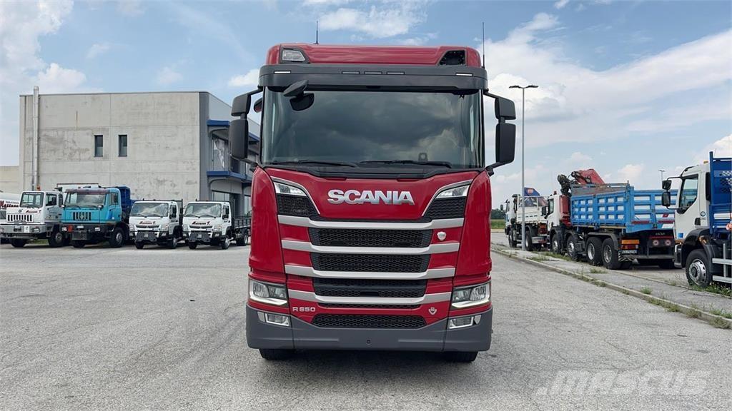 Scania R650 8x4 Ďalšie nákladné vozidlá