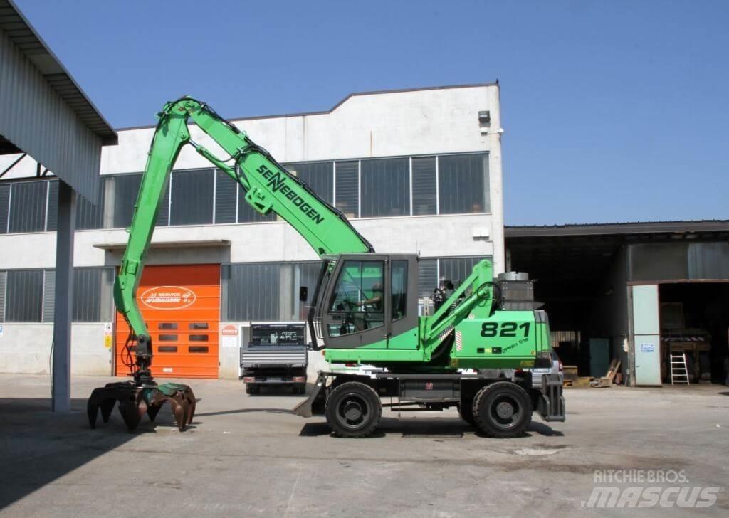 Sennebogen 821 Kolesové rýpadlá