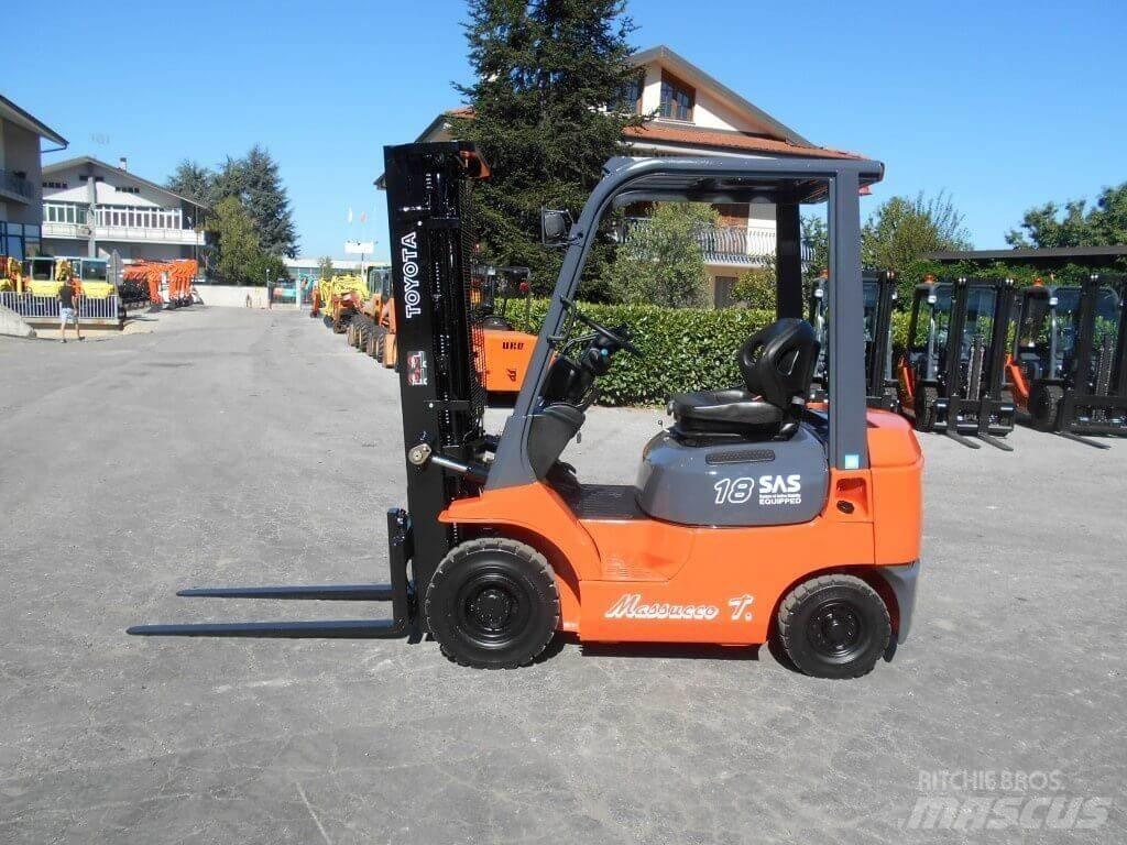 Toyota 02-7FDF18 Dieselové vozíky