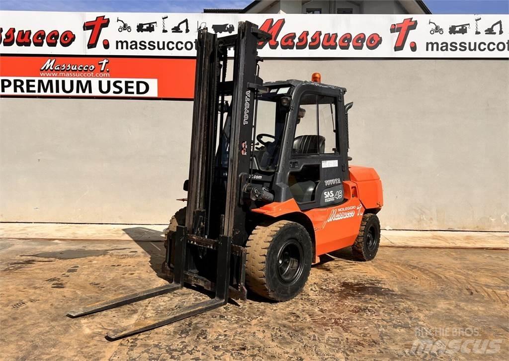Toyota 7FD 40 Dieselové vozíky
