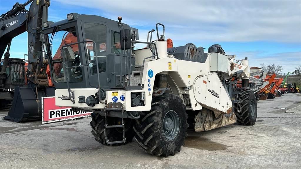 Wirtgen WR2000 Ďalšie nákladné vozidlá