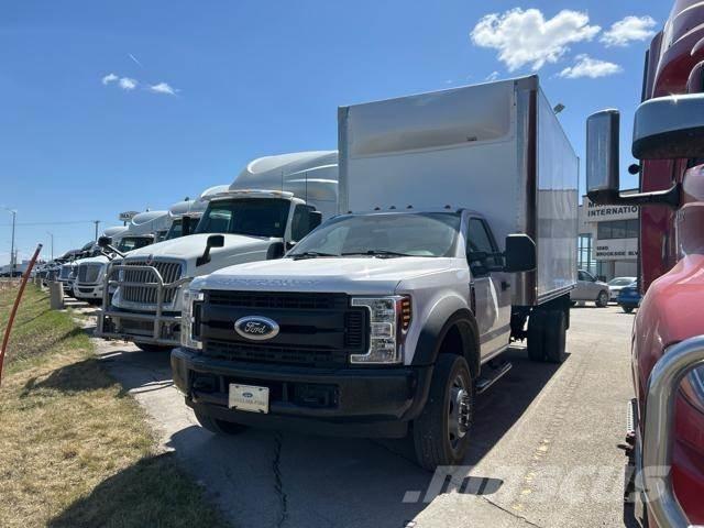 Ford F450 XL 4x2 Skriňová nadstavba