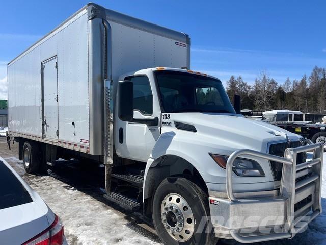 International MV Skriňová nadstavba