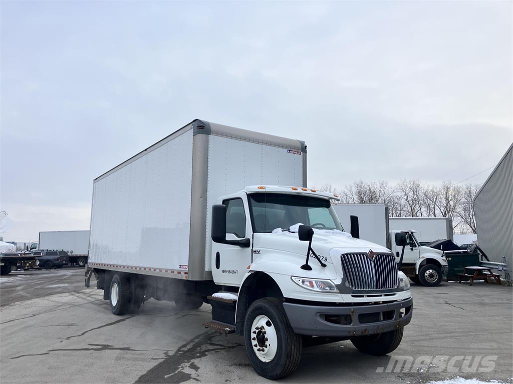 International MV Skriňová nadstavba