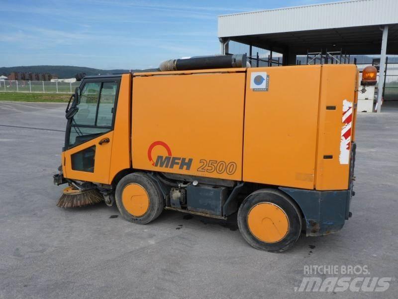 Aebi MFH 2500 Zametacie vozidlá