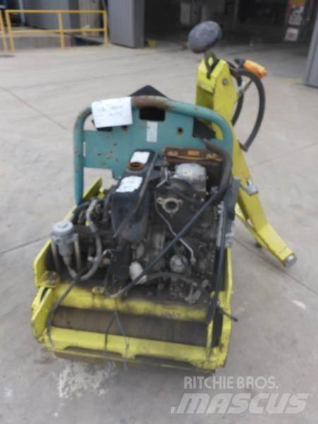 Ammann ARW65 Príslušenstvo a náhradné diely k ​​zhutňovacim strojom
