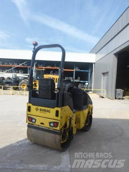Bomag BW100 Pôdne kompaktory