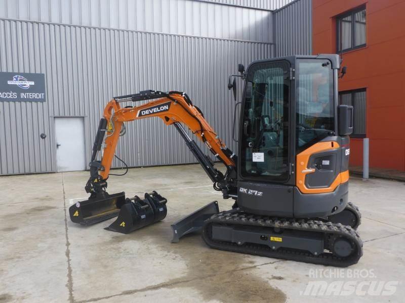 Develon DX27Z-7 Mini rýpadlá < 7t