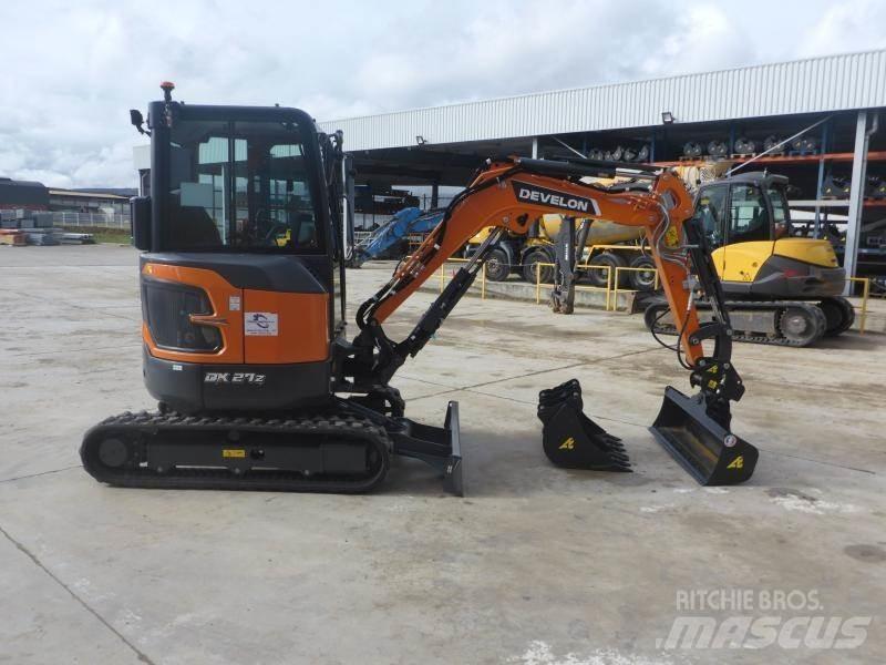 Develon DX27Z-7 Mini rýpadlá < 7t