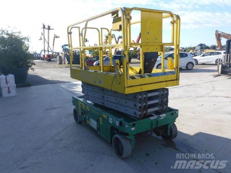 Genie GS2646 Kĺbové plošiny
