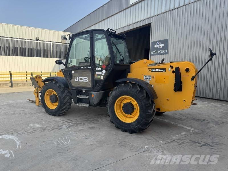 JCB 535-125 Teleskopické manipulátory