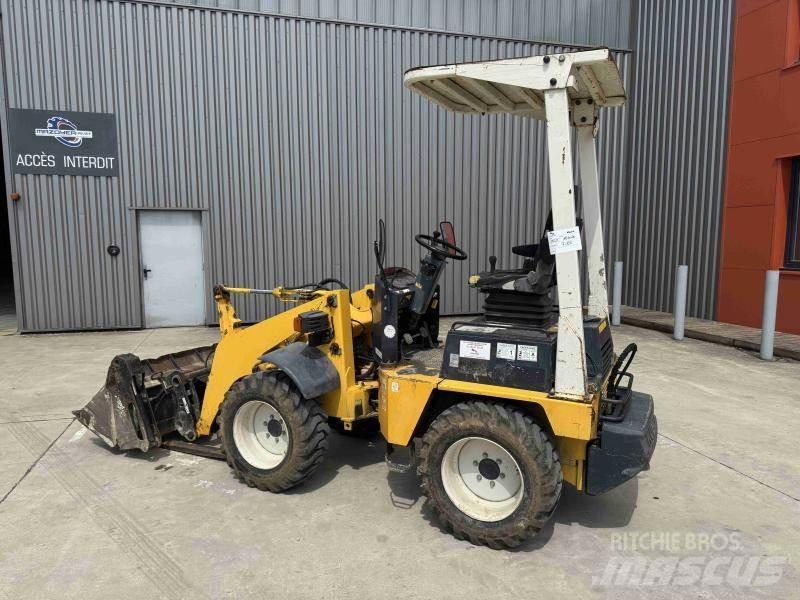 Kubota R310A Ďalšie poľnohospodárske stroje